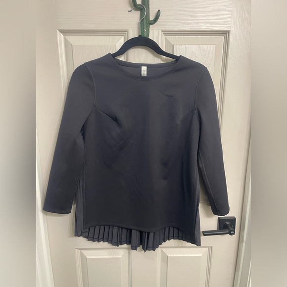 lululemon Pleat to Street Long Sleeve Top Black Size 6 - Picture 5 of 9
